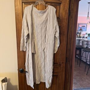 Womens sweater/coat. NWT size 2xl